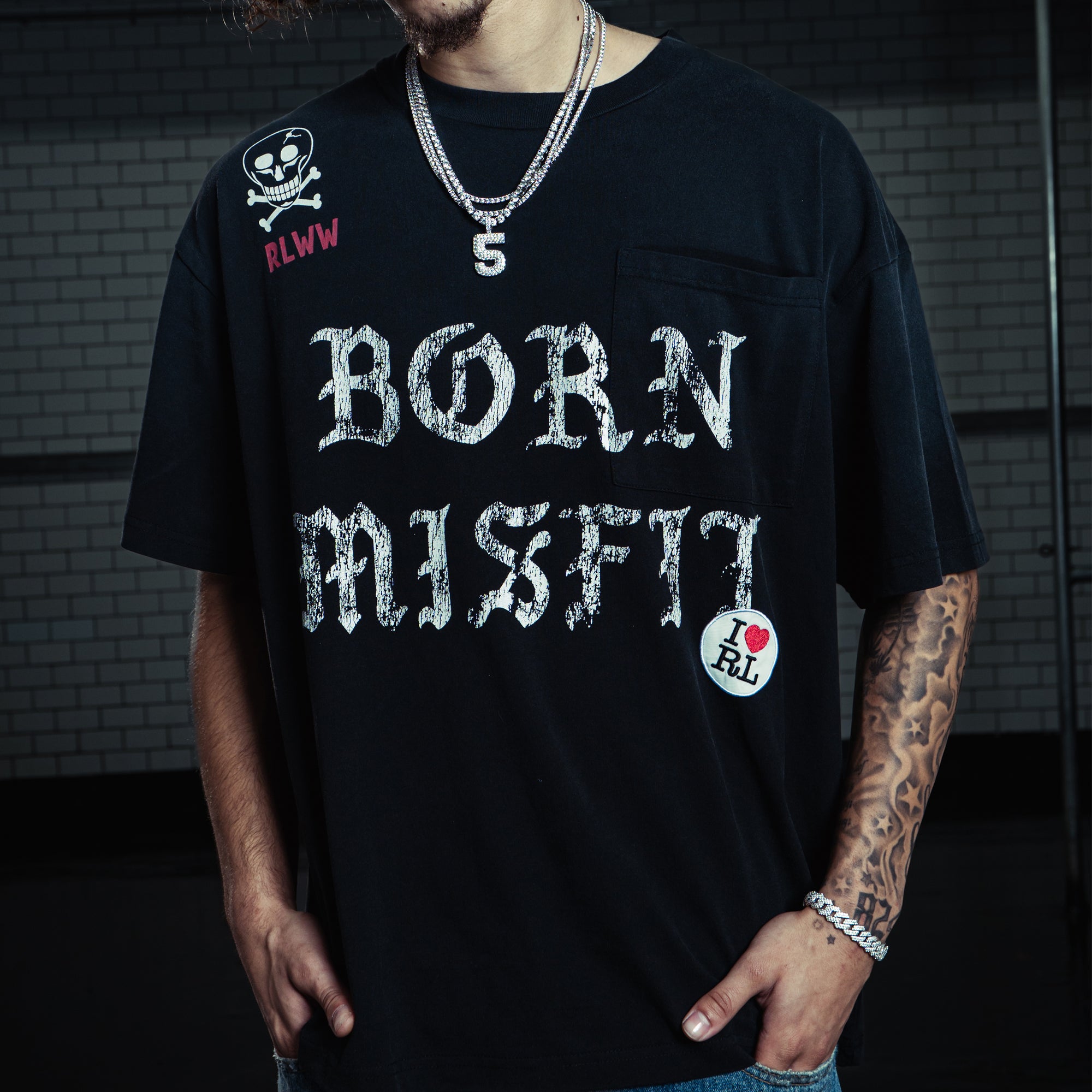BORN MISFIT TEE